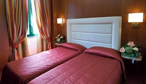 Habitación estándar con 2 camas individuales