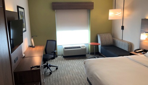 Suite, 1 cama de matrimonio grande con sofá cama