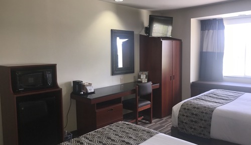 Habitación, 2 camas de matrimonio, accesible para personas con discapacidad