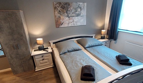 Habitación básica doble, 1 cama doble, no fumadores, vistas al parque