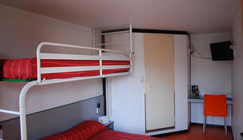 Habitación estándar, varias camas (1 Double and 1 Single bed)
