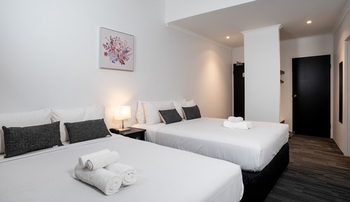 Suite estudio, 2 camas de matrimonio