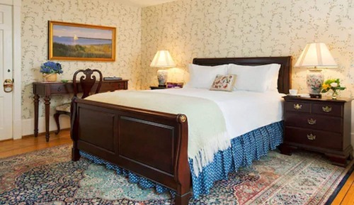 Superior Queen Guest Room - Daniel Webster House