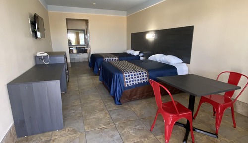 Habitación estándar, 2 camas de matrimonio, no fumadores