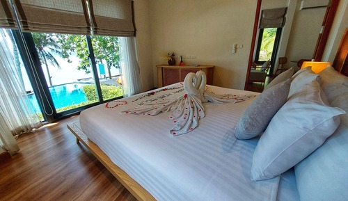Villa, Beachfront - 1 Person