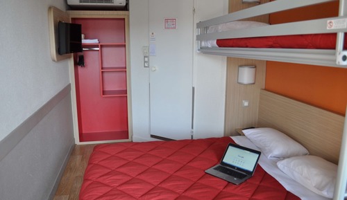 Habitación estándar, varias camas (1 Double and 1 Single bed)