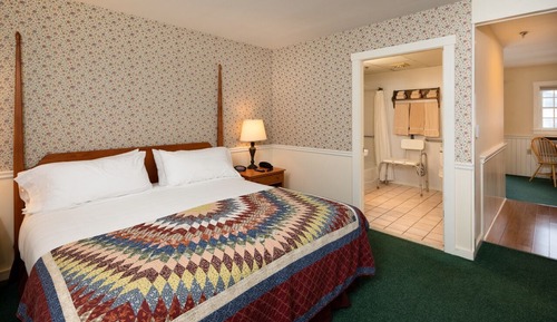 King Suite Accessible