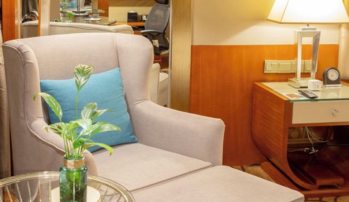 Suite Club, 1 cama de matrimonio grande, acceso al Business Lounge (Prestige)