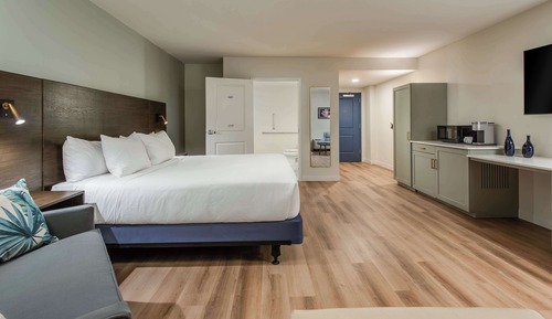 Habitación, 1 cama de matrimonio grande, bañera (Mobility & Hearing)