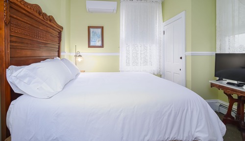 Habitación (Frances Room)