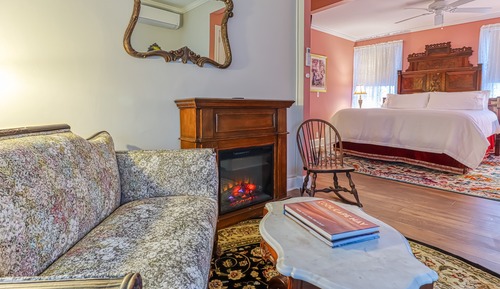 Habitación (Joseph F. Page Suite)