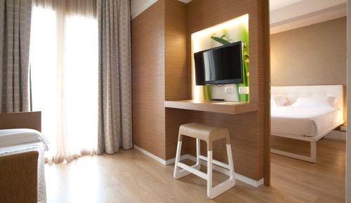 Suite familiar, 1 cama doble con sofá cama, balcón, vistas al mar