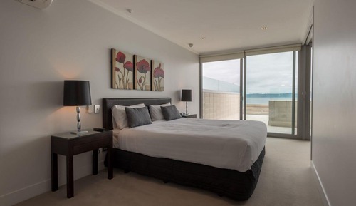 Ático, 2 habitaciones, vistas al lago