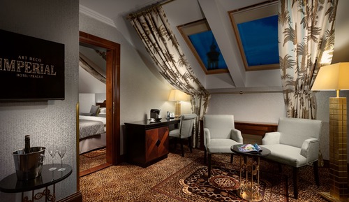 Imperial suite