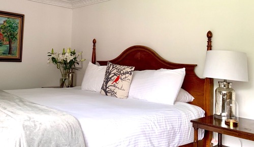 Suite, 1 cama de matrimonio grande, bañera de hidromasaje (First Floor - Room 6B)