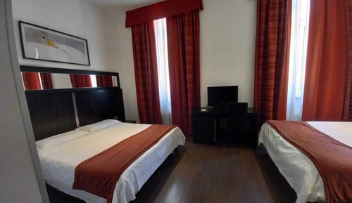 Habitación cuádruple clásica