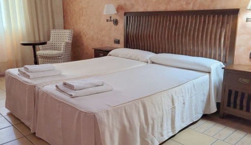 Habitación con 1 cama doble o 2 individuales