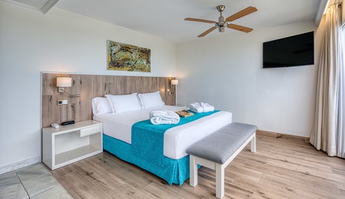 Suite presidencial, piscina privada, vistas al mar