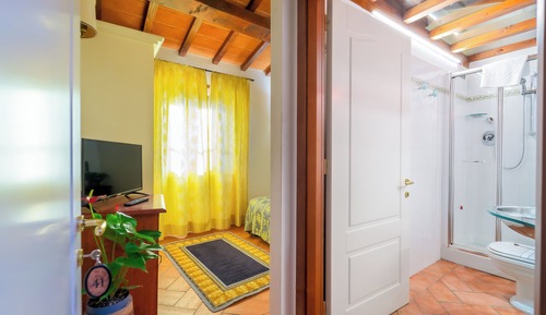 Habitación económica, vistas a la ciudad