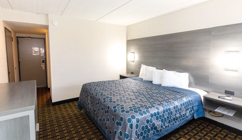 Habitación estándar, 1 cama de matrimonio grande, no fumadores, frigorífico y microondas