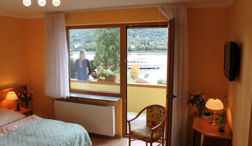 Habitación doble, vistas al río