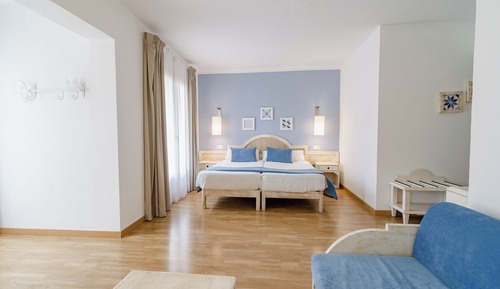 Habitación doble de uso individual, balcón