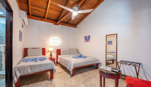 Habitación triple básica