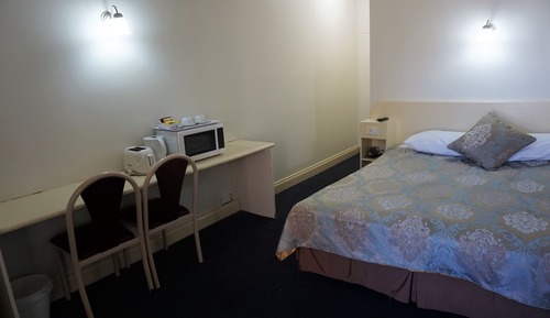 Habitación económica doble, 1 cama doble