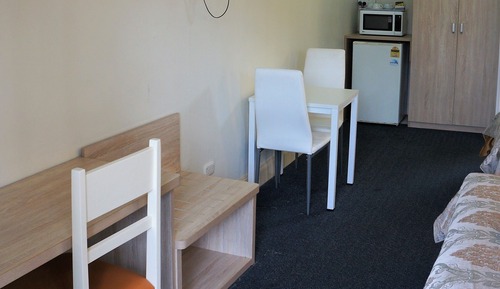 Habitación Deluxe con 2 camas individuales, varias camas