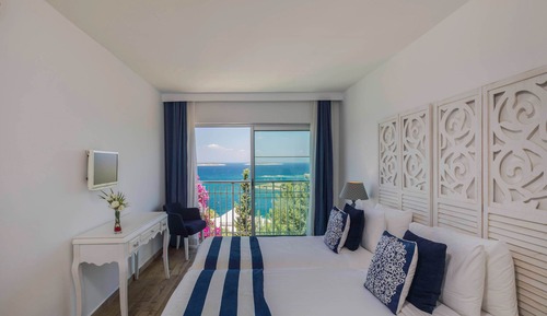Habitación Club, vistas al mar