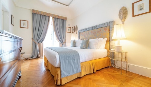 Suite ejecutiva, 1 cama de matrimonio con sofá cama, planta baja (Double)