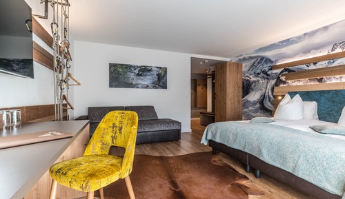 Habitación superior con 2 camas individuales (Alpin)