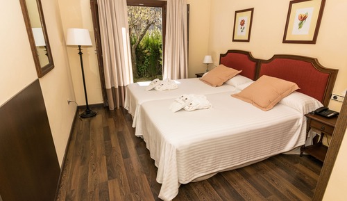 Familiar Suite Deluxe