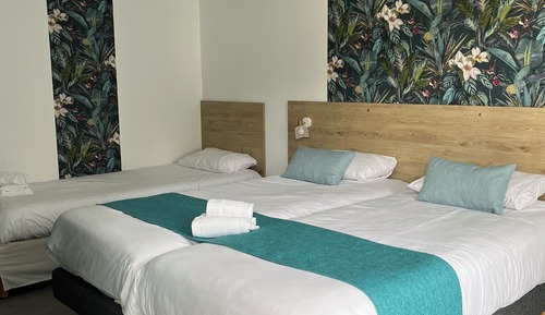 Habitación triple Confort, accesible para personas con discapacidad