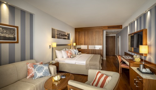 Room for 2+2 Seaview