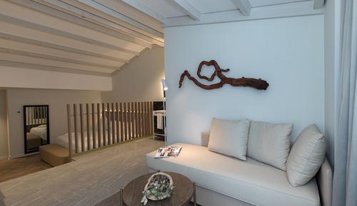 Habitación superior (Sofa Bed)