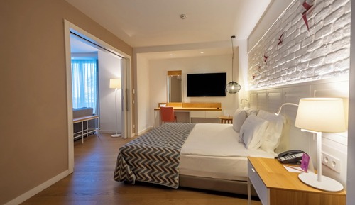 Suite familiar