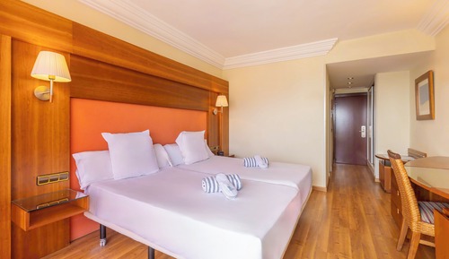 Habitación con 1 cama doble o 2 individuales