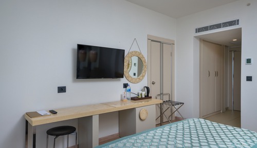 Habitación Deluxe con 1 cama doble o 2 individuales, vistas al mar