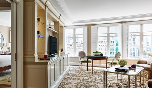 Suite (Lam Son)