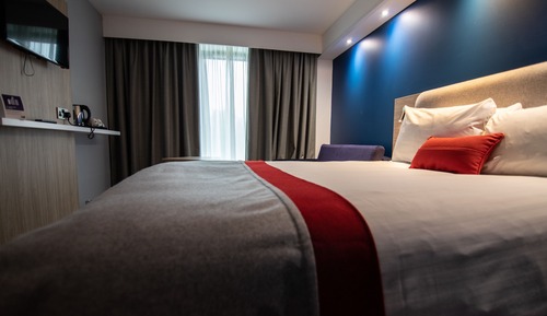 Habitación estándar, 1 cama doble con sofá cama (with Free Hot Breakfast)
