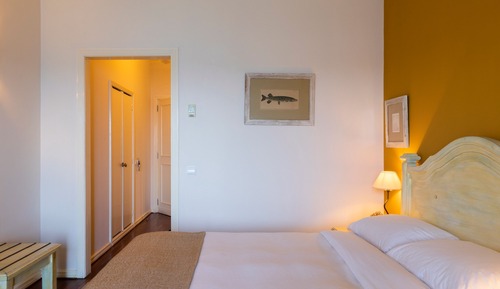 Habitación superior con 1 cama doble o 2 individuales