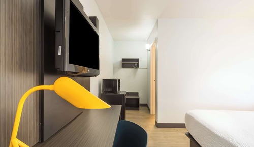 Habitación estándar, 1 cama de matrimonio, accesible para personas con discapacidad, no fumadores