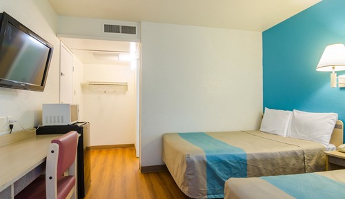 Habitación estándar, 2 camas dobles, no fumadores, frigorífico y microondas