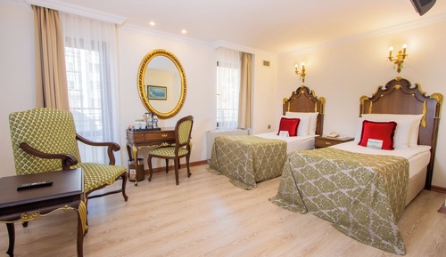 Habitación estándar con 2 camas individuales, 2 camas individuales, balcón