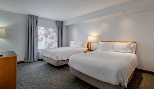Suite, 2 camas dobles, no fumadores (Mobility/Hearing Accessible, Tub)