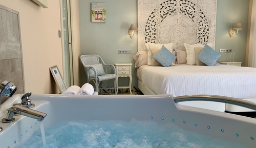 Suite, bañera de hidromasaje (Terraza)
