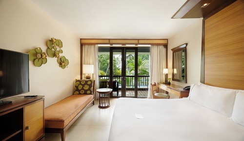 Tropical Deluxe Pool View King