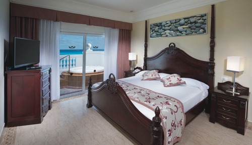 Suite, bañera de hidromasaje, vistas al mar (L)