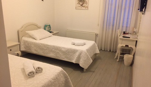 Habitación estándar con 2 camas individuales